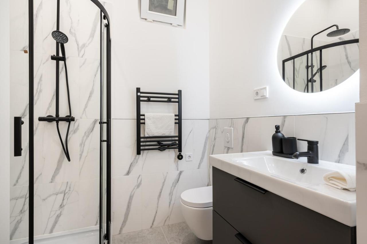 D48 - Central Boulevard Residence - Best Location By Bqa Budapeste Exterior foto